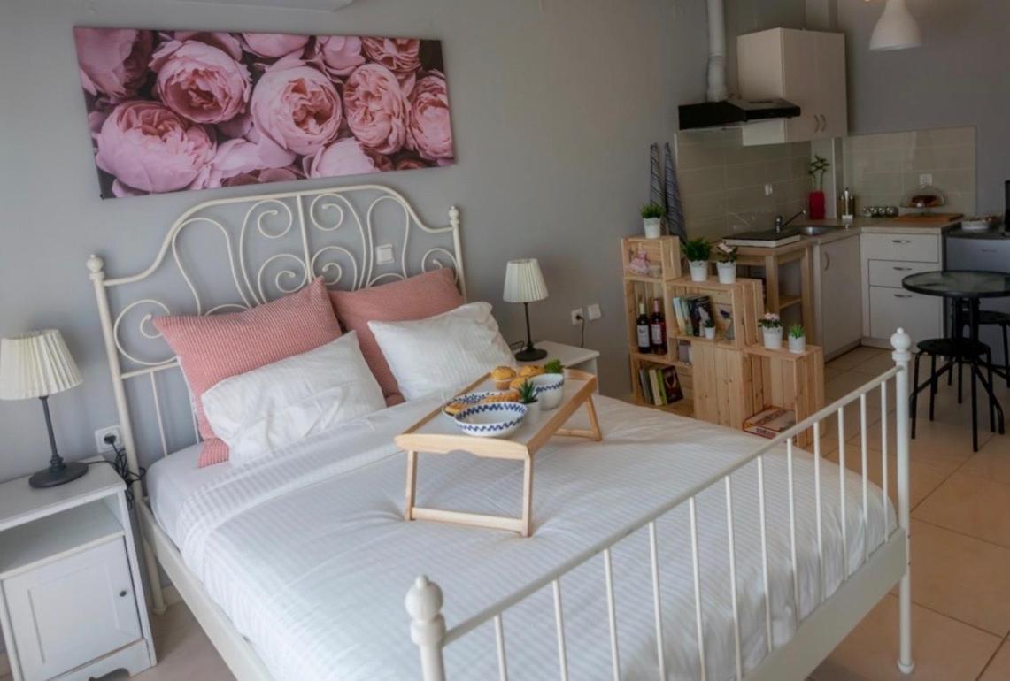 To Mikro Boutique Apartment Λευκάδα Εξωτερικό φωτογραφία